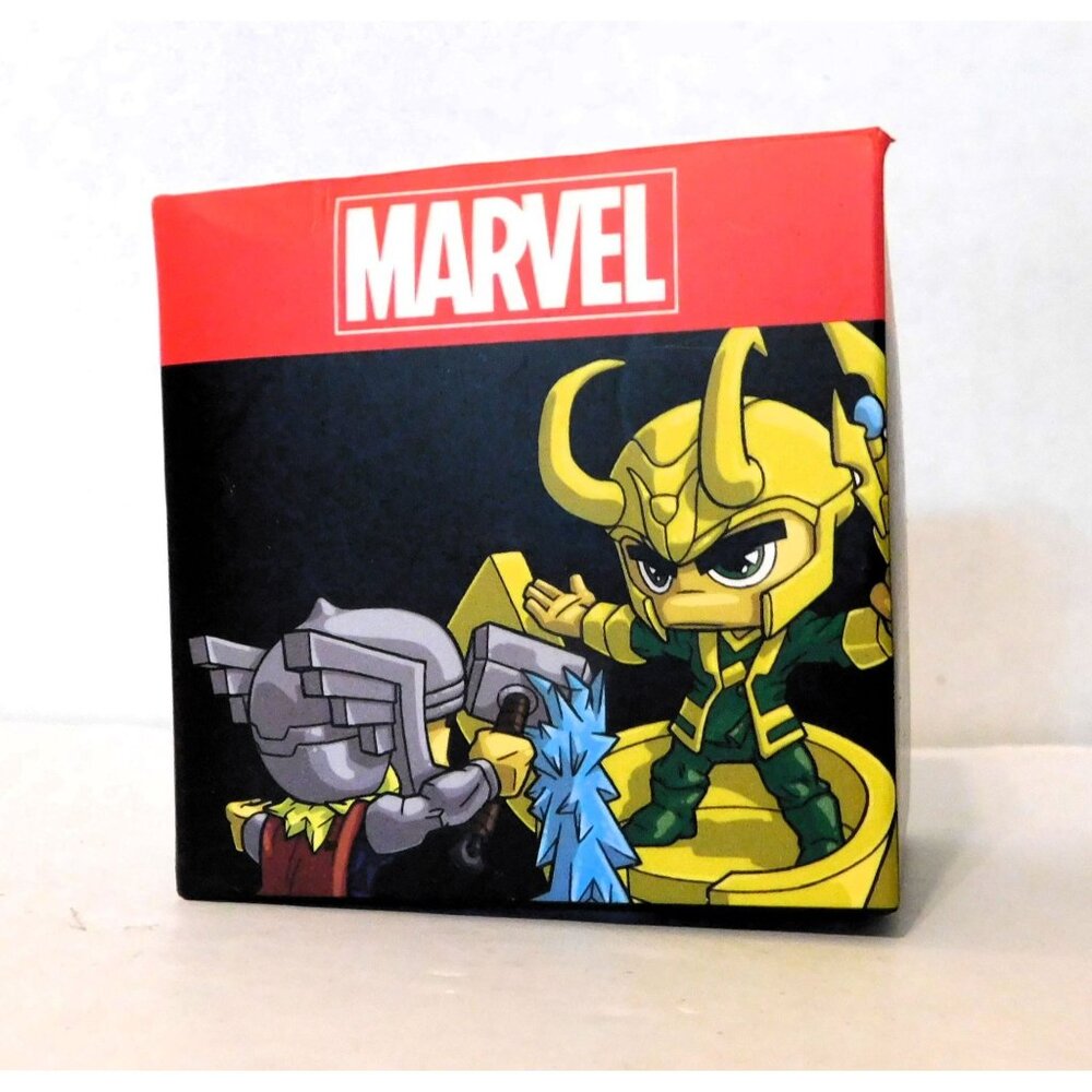 Marvel Collectors Series Thor Vs. Loki 2017 Loot Crate Adult Collectible Figure